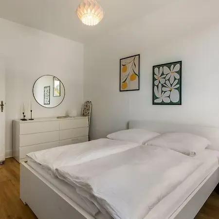 Marburger Zentral, Bis 8 Personen, Wlan, Netflix Apartman