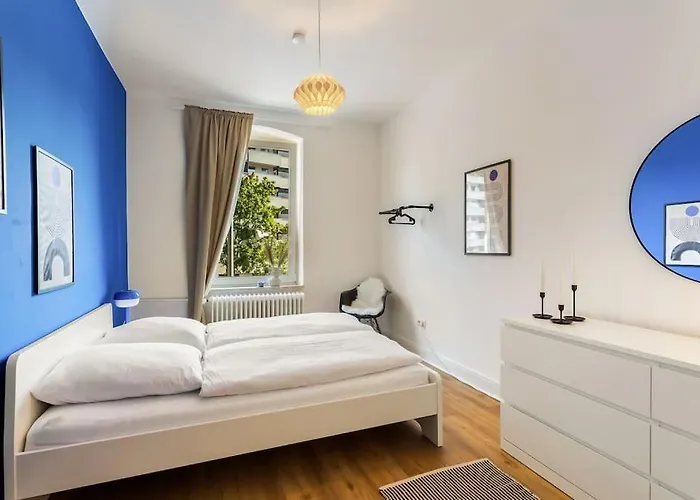 Marburger Zentral, Bis 8 Personen, Wlan, Netflix Apartman *